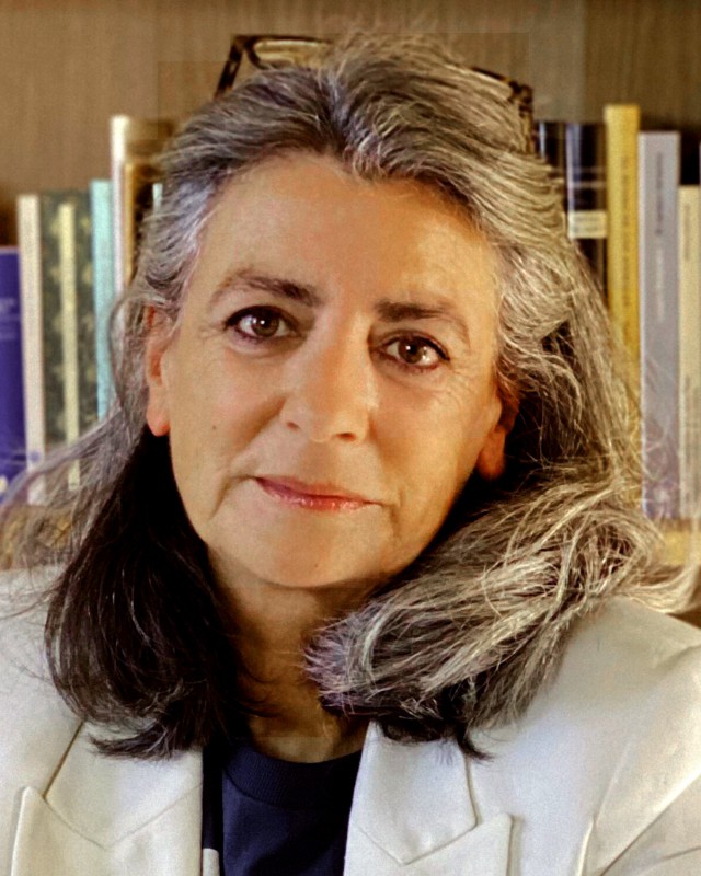 Ángeles Caso