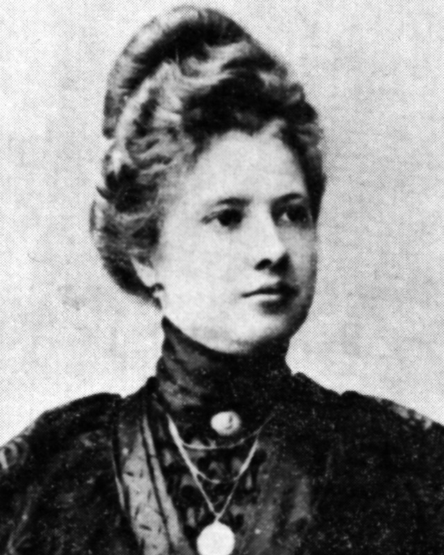 Clara Corral
